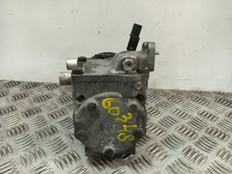 Recambio de compresor aire acondicionado para hyundai matrix (fc) 1.6 referencia OEM IAM CD1AA02 FD46XG 