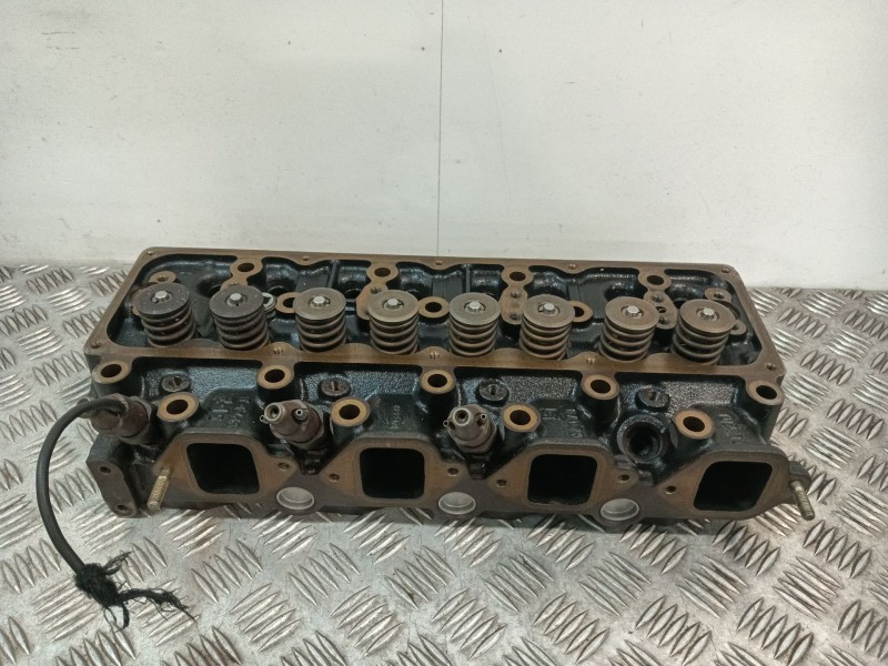 Recambio de culata para nissan terrano/terrano.ii (r20) 2.7 turbodiesel referencia OEM IAM 7F448 TD27TI 