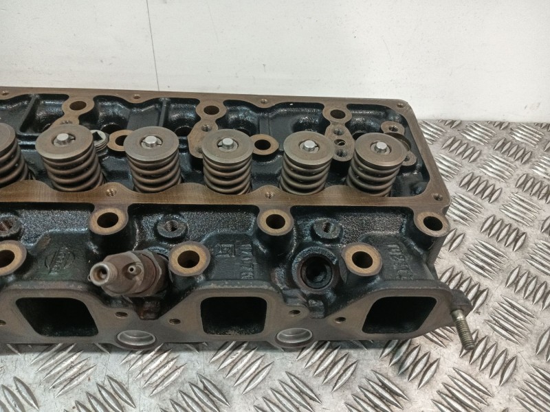 Recambio de culata para nissan terrano/terrano.ii (r20) 2.7 turbodiesel referencia OEM IAM 7F448 TD27TI 