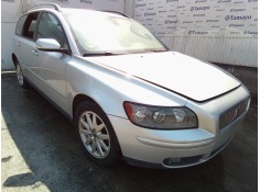 Recambio de motor completo para volvo v50 familiar 2.0 diesel cat referencia OEM IAM D4204T  
