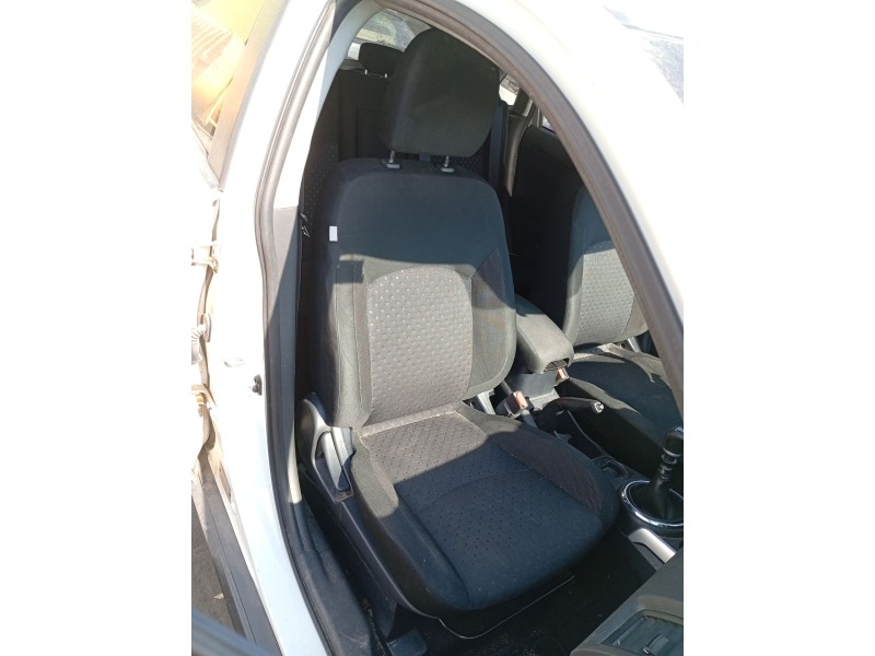 Recambio de asiento delantero derecho para mitsubishi asx (ga_w_) 1.8 di-d (ga6w) referencia OEM IAM 6911A468HA  