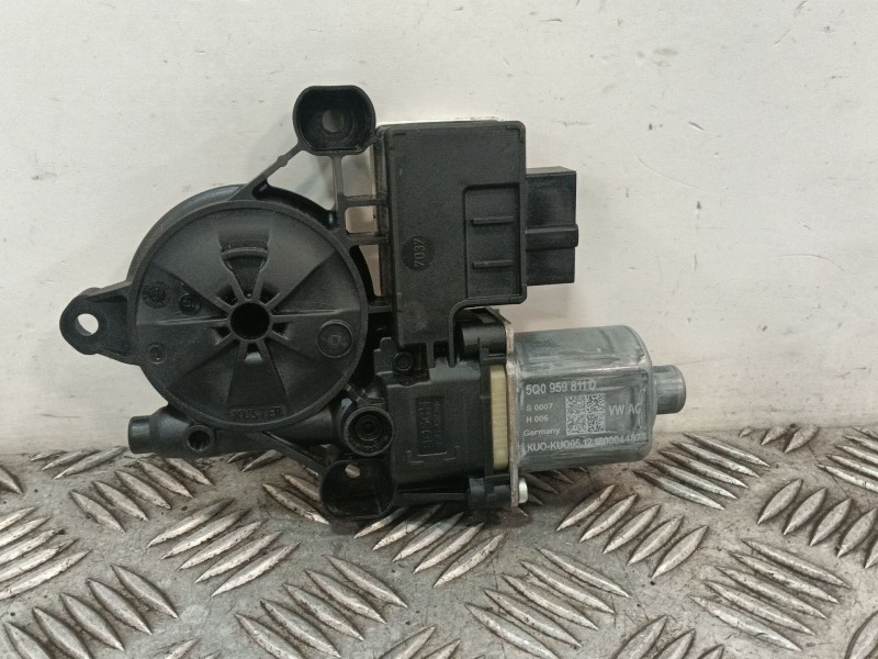 Recambio de motor elevalunas trasero izquierdo para seat ibiza (kj1) referencia OEM IAM E850202105 5Q0959811D 