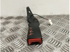 Recambio de enganche cinturon trasero izquierdo para citroën c4 cactus 1.2 vti 82 referencia OEM IAM 98059715XT  
