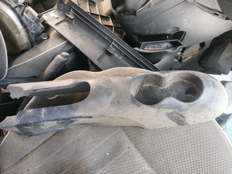 Recambio de consola central para fiat 500 (312_) 1.3 d multijet (312axe1a) referencia OEM IAM 0000735454281  