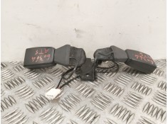 Recambio de enganche cinturon trasero central para citroën c4 cactus 1.2 vti 82 referencia OEM IAM 98059713XT  