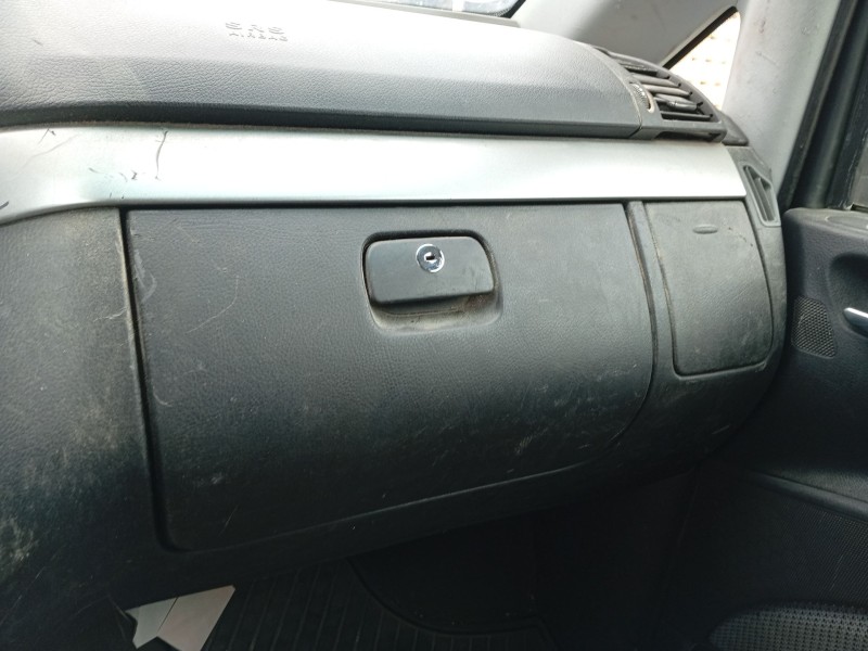Recambio de guantera para mercedes-benz viano (w639) cdi 2.2 (639.811, 639.813, 639.815, 639.711, 639.713) referencia OEM IAM 63