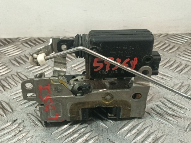 Recambio de cerradura puerta trasera izquierda para dacia sandero (bs_) 1.2 16v referencia OEM IAM 8200735248  