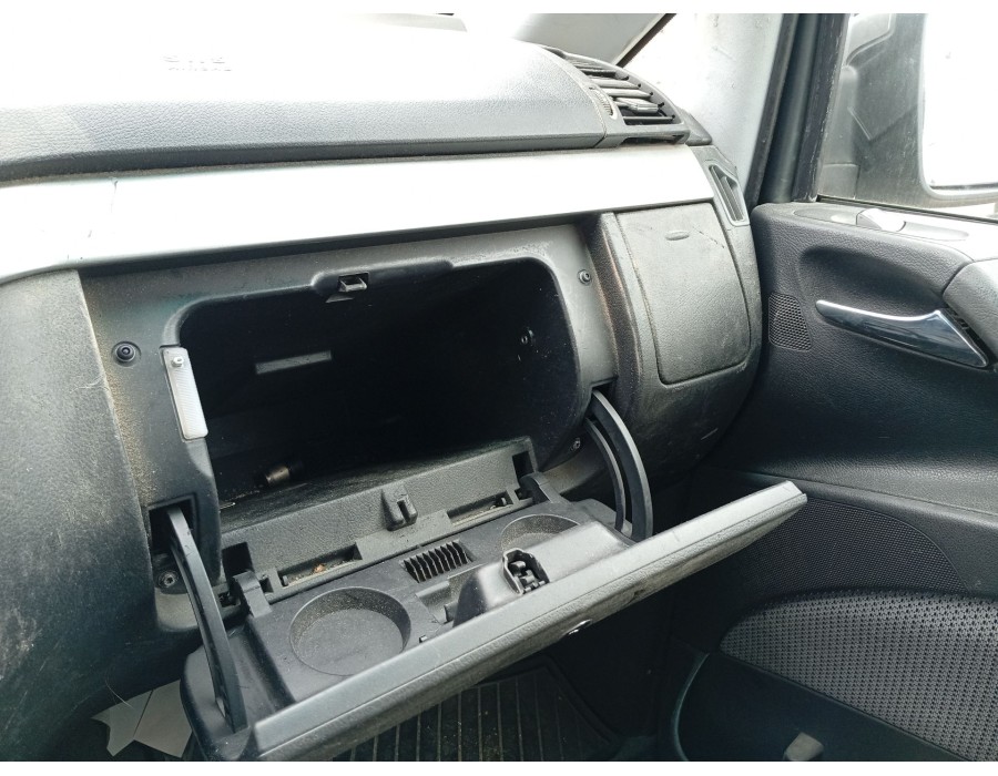Recambio de guantera para mercedes-benz viano (w639) cdi 2.2 (639.811, 639.813, 639.815, 639.711, 639.713) referencia OEM IAM 63