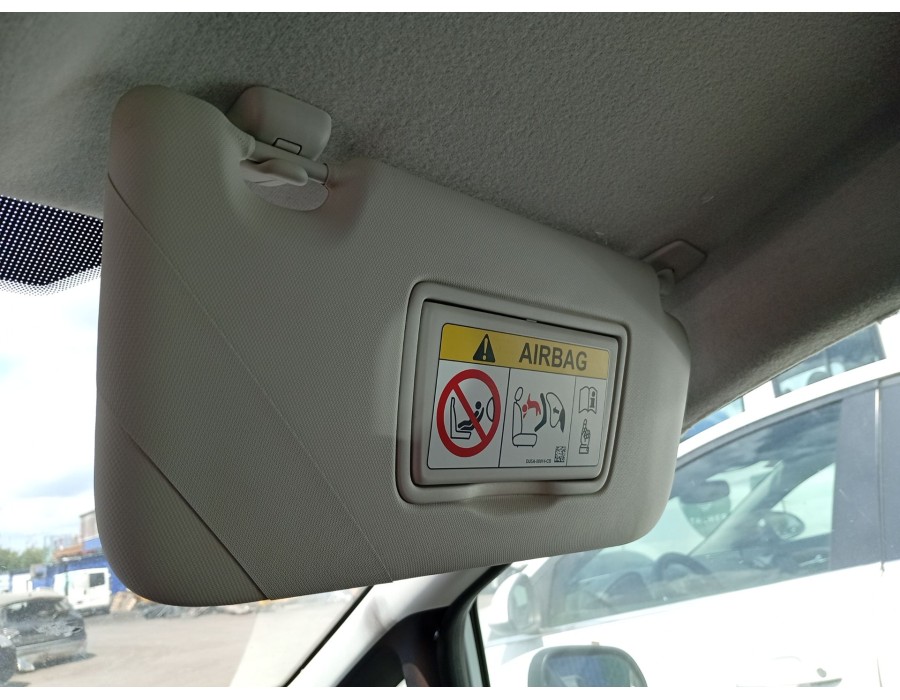 Recambio de parasol derecho para ford fiesta vii (hj, hf) 1.1 ti-vct referencia OEM IAM 2637422  