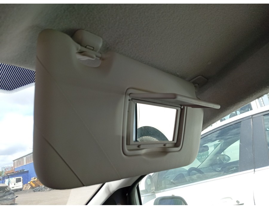 Recambio de parasol derecho para ford fiesta vii (hj, hf) 1.1 ti-vct referencia OEM IAM 2637422  