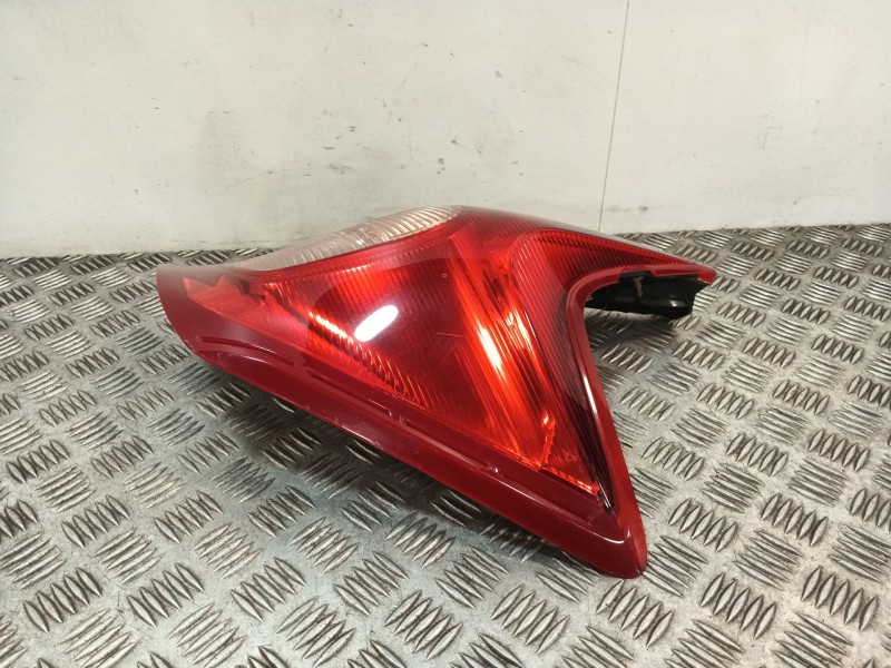 Recambio de piloto trasero derecho para nissan note (e12) 1.5 dci referencia OEM IAM 265503VA0A  