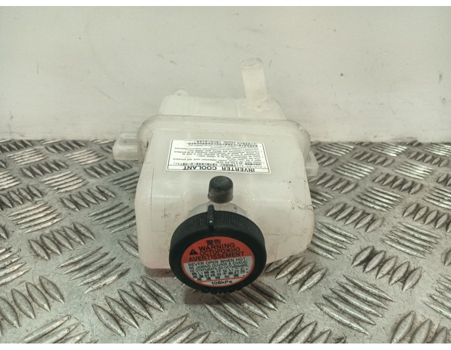 Recambio de deposito expansion para toyota c-hr (_x1_) 1.8 hybrid (zyx10_, zyx11_) referencia OEM IAM G91H0F4011 164A20T021 
