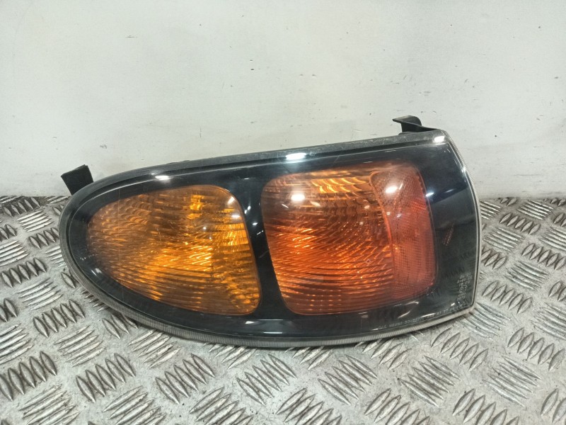 Recambio de piloto trasero izquierdo para daewoo lanos (klat) 1.3 referencia OEM IAM 305895L  