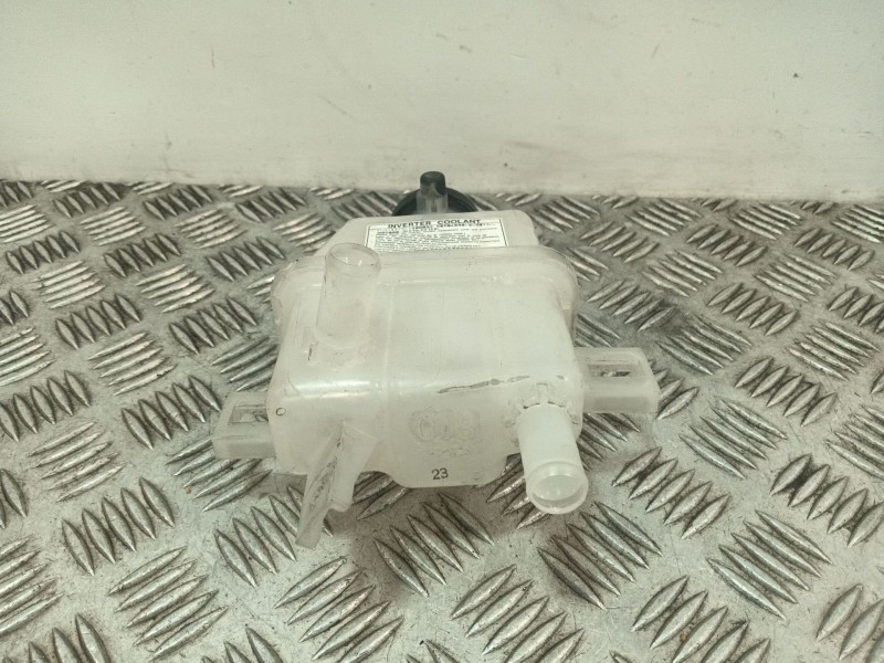 Recambio de deposito expansion para toyota c-hr (_x1_) 1.8 hybrid (zyx10_, zyx11_) referencia OEM IAM G91H0F4011 164A20T021 