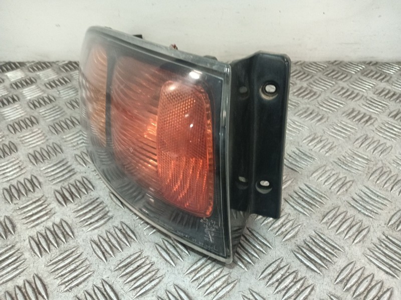 Recambio de piloto trasero izquierdo para daewoo lanos (klat) 1.3 referencia OEM IAM 305895L  