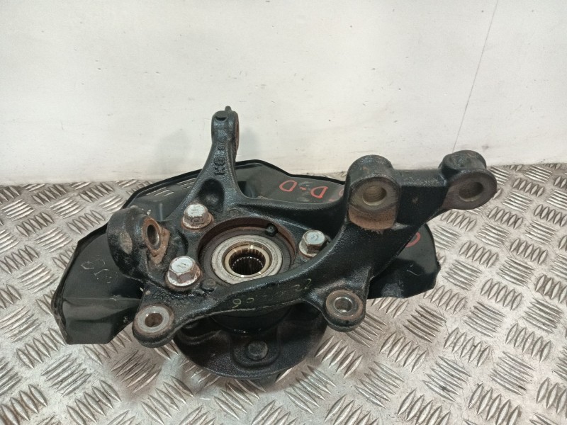 Recambio de mangueta delantera derecha para toyota c-hr (_x1_) 1.8 hybrid (zyx10_, zyx11_) referencia OEM IAM 43211F4010  