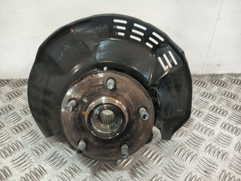 Recambio de mangueta delantera derecha para toyota c-hr (_x1_) 1.8 hybrid (zyx10_, zyx11_) referencia OEM IAM 43211F4010  