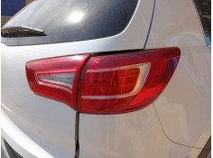 Recambio de piloto trasero derecho para kia sportage iii (sl) 1.6 gdi referencia OEM IAM 924023W010  