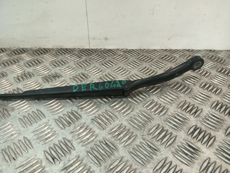 Recambio de brazo limpia delantero izquierdo para peugeot 307 (3a/c) 2.0 hdi 90 referencia OEM IAM 9649532780  