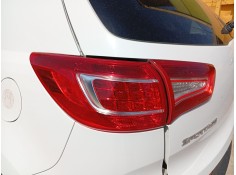 Recambio de piloto trasero izquierdo para kia sportage iii (sl) 1.6 gdi referencia OEM IAM 924013W010  