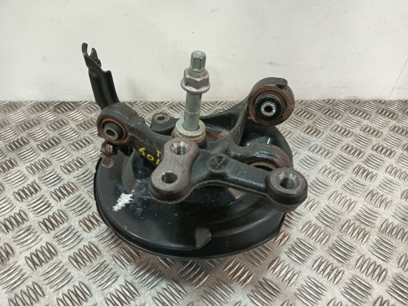 Recambio de mangueta trasera derecha para toyota c-hr (_x1_) 1.8 hybrid (zyx10_, zyx11_) referencia OEM IAM 42304F4031  