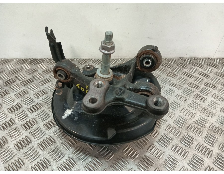 Recambio de mangueta trasera derecha para toyota c-hr (_x1_) 1.8 hybrid (zyx10_, zyx11_) referencia OEM IAM 42304F4031  