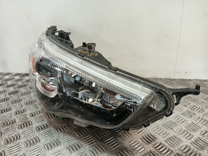 Recambio de faro derecho para mitsubishi asx (ga_w_) 1.8 di-d (ga6w) referencia OEM IAM 8301B588  