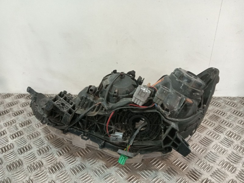 Recambio de faro derecho para mitsubishi asx (ga_w_) 1.8 di-d (ga6w) referencia OEM IAM 8301B588  