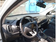 Recambio de salpicadero para kia sportage iii (sl) 1.6 gdi referencia OEM IAM 847103U010GAH  