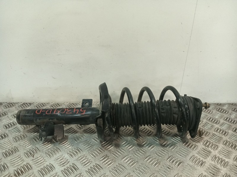 Recambio de amortiguador delantero derecho para volvo c30 2.0 diesel cat referencia OEM IAM A3762GR  