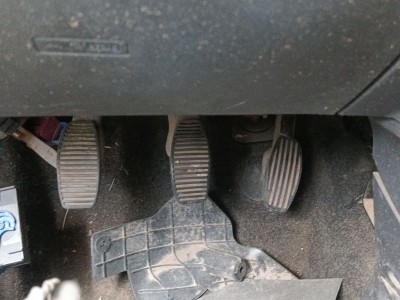 Recambio de pedal embrague para fiat 500 (312_) 1.3 d multijet (312axe1a) referencia OEM IAM 0000051804348  