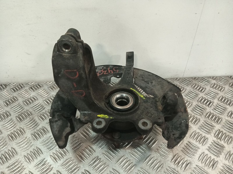 Recambio de mangueta delantera derecha para volvo c30 2.0 diesel cat referencia OEM IAM 3M513K170  