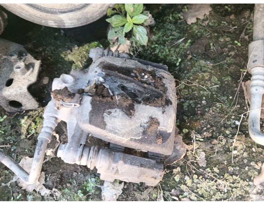 Recambio de pinza freno delantera derecha para fiat 500 (312_) 1.3 d multijet (312axe1a) referencia OEM IAM 0000077364681  