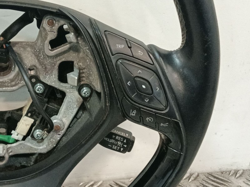 Recambio de volante para toyota c-hr (_x1_) 1.8 hybrid (zyx10_, zyx11_) referencia OEM IAM 627554600  