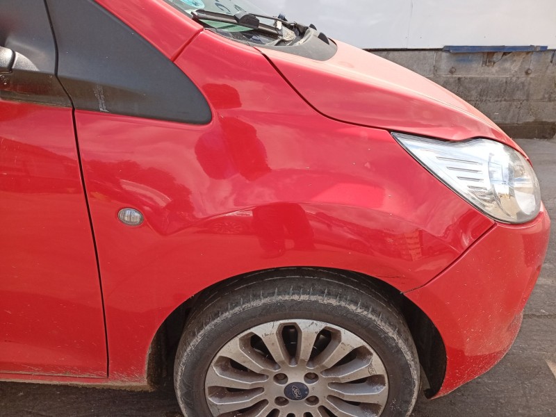 Recambio de aleta delantera derecha para ford ka (ru8) 1.2 referencia OEM IAM 1673511  