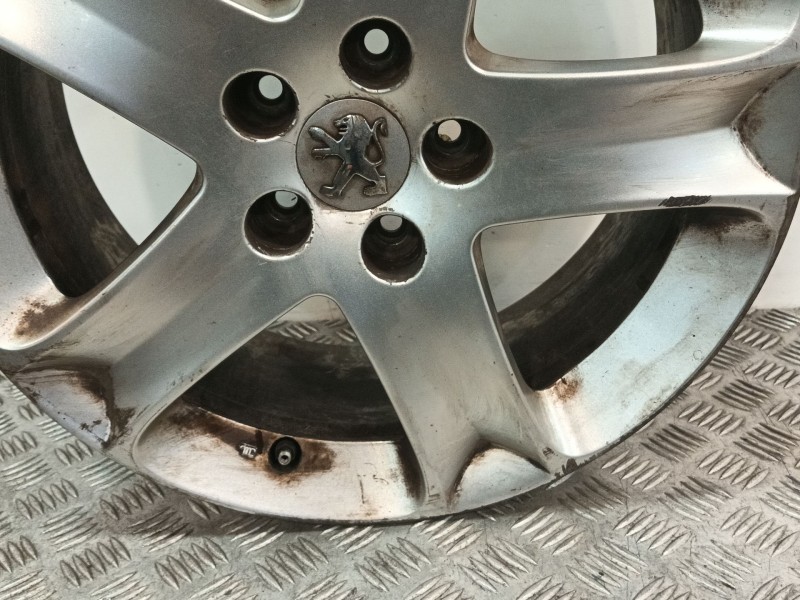 Recambio de llanta para peugeot 407 sw (6e_, 6d_) 2.0 hdi 135 referencia OEM IAM AS7G03  