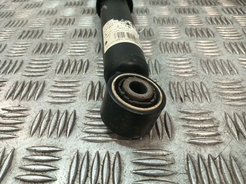 Recambio de amortiguador trasero para volkswagen golf vii lim. advance bluemotion tech. referencia OEM IAM 1K0512013CP  