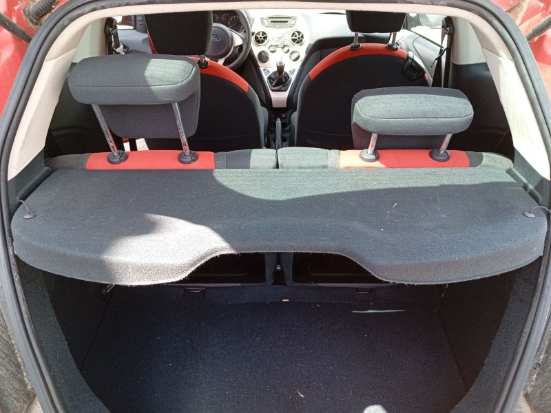 Recambio de bandeja trasera para ford ka (ru8) 1.2 referencia OEM IAM 1568555  