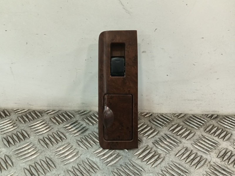 Recambio de mando elevalunas trasero derecho para nissan pathfinder (r51) 2.5 dci xe referencia OEM IAM 82960EB360  