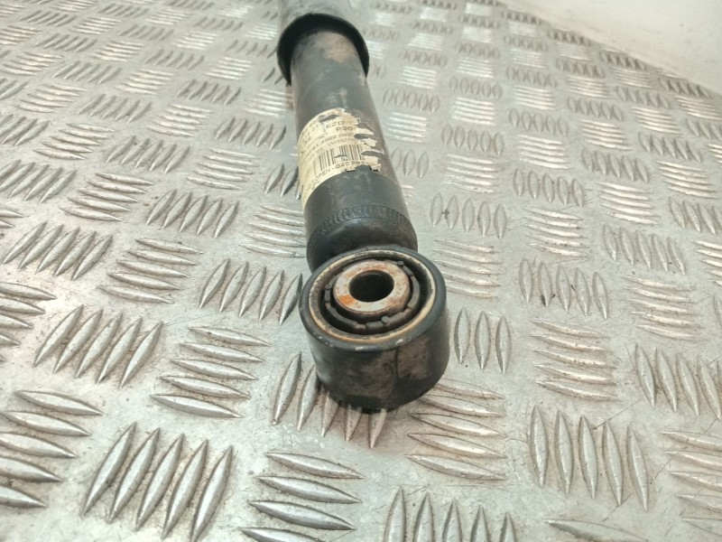 Recambio de amortiguador trasero para volkswagen golf vii lim. advance bluemotion tech. referencia OEM IAM 1K0512013CP  