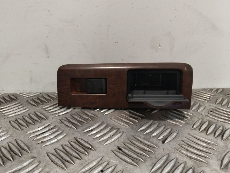 Recambio de mando elevalunas trasero izquierdo para nissan pathfinder (r51) 2.5 dci xe referencia OEM IAM 82961EB360  