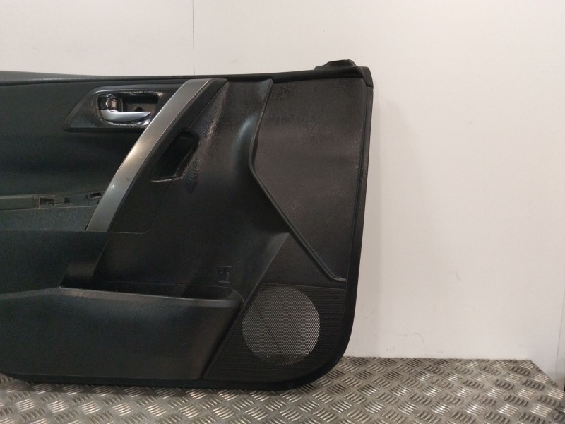 Recambio de guarnecido puerta delantera izquierda para toyota auris (_e18_) 1.4 d-4d (nde180_) referencia OEM IAM 6777802280  