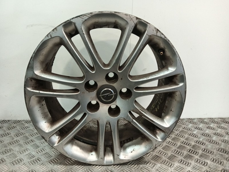 Recambio de llanta para opel insignia sports tourer referencia OEM IAM 13239885  