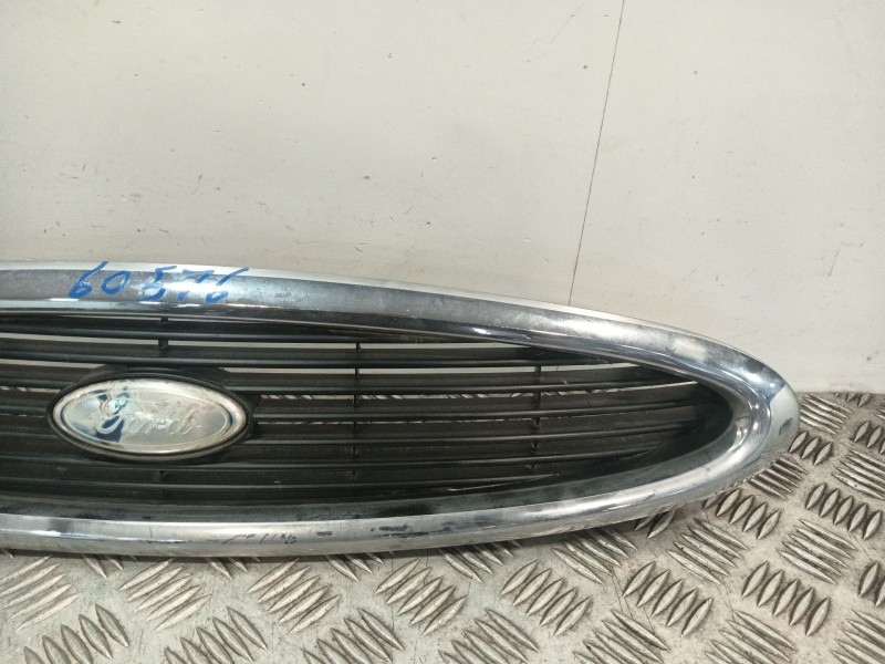 Recambio de rejilla delantera para ford mondeo ii (bap) 2.5 24v referencia OEM IAM 96BG8200  