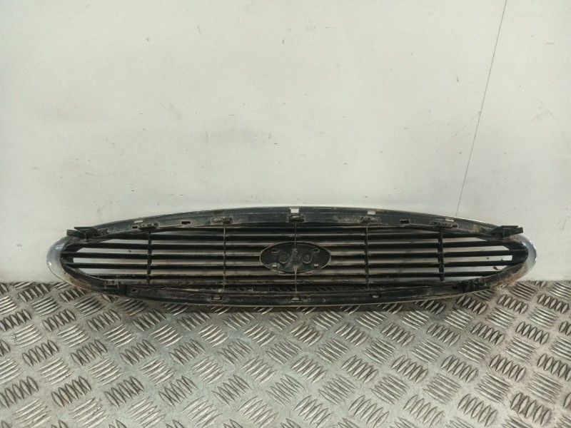 Recambio de rejilla delantera para ford mondeo ii (bap) 2.5 24v referencia OEM IAM 96BG8200  