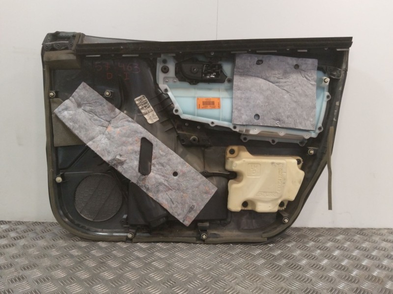 Recambio de guarnecido puerta delantera izquierda para toyota auris (_e18_) 1.4 d-4d (nde180_) referencia OEM IAM 6777802280  