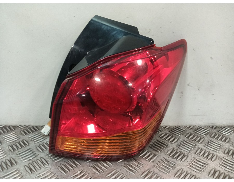 Recambio de piloto trasero derecho para mitsubishi asx (ga_w_) 1.8 di-d (ga6w) referencia OEM IAM 8330B194  