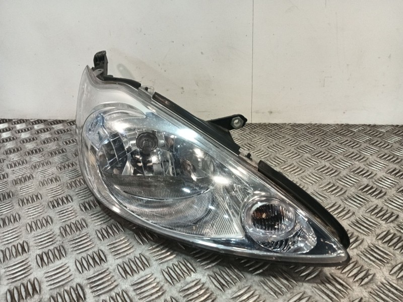 Recambio de faro derecho para ford ka (ru8) 1.2 referencia OEM IAM 1566724 20B779B 