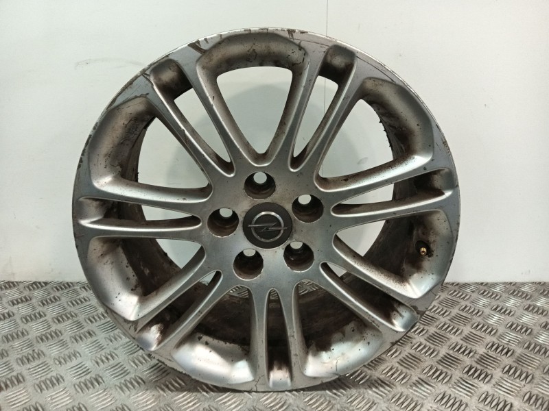 Recambio de llanta para opel insignia sports tourer referencia OEM IAM 13239885  