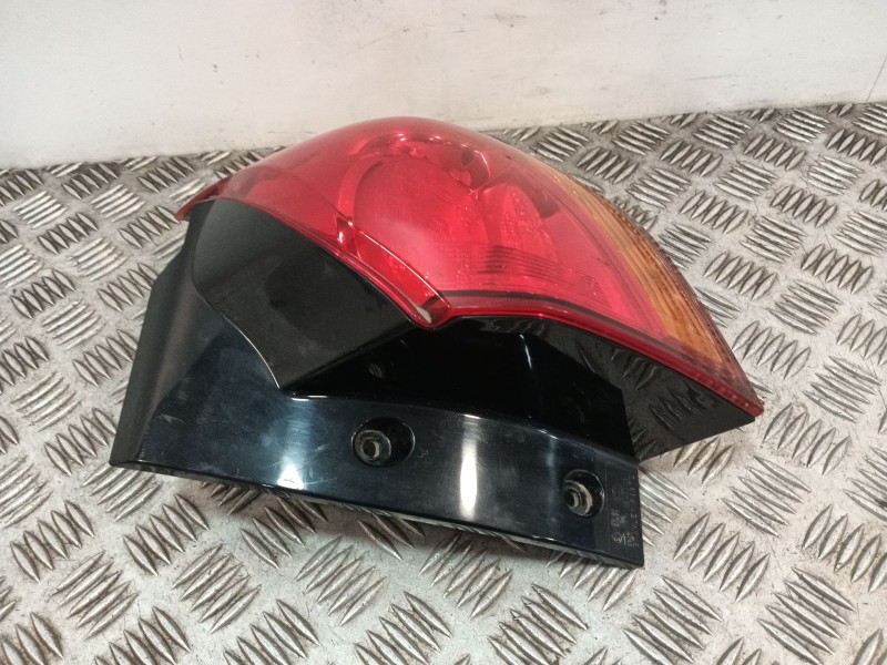 Recambio de piloto trasero derecho para mitsubishi asx (ga_w_) 1.8 di-d (ga6w) referencia OEM IAM 8330B194  